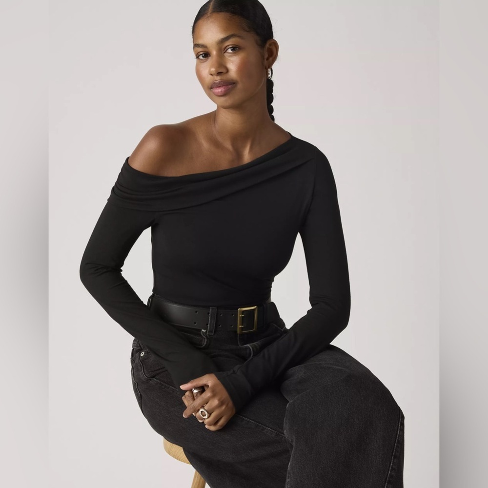 Levis CLARA OFF SHOULDER LONG-SLEEVE TOP size xs
